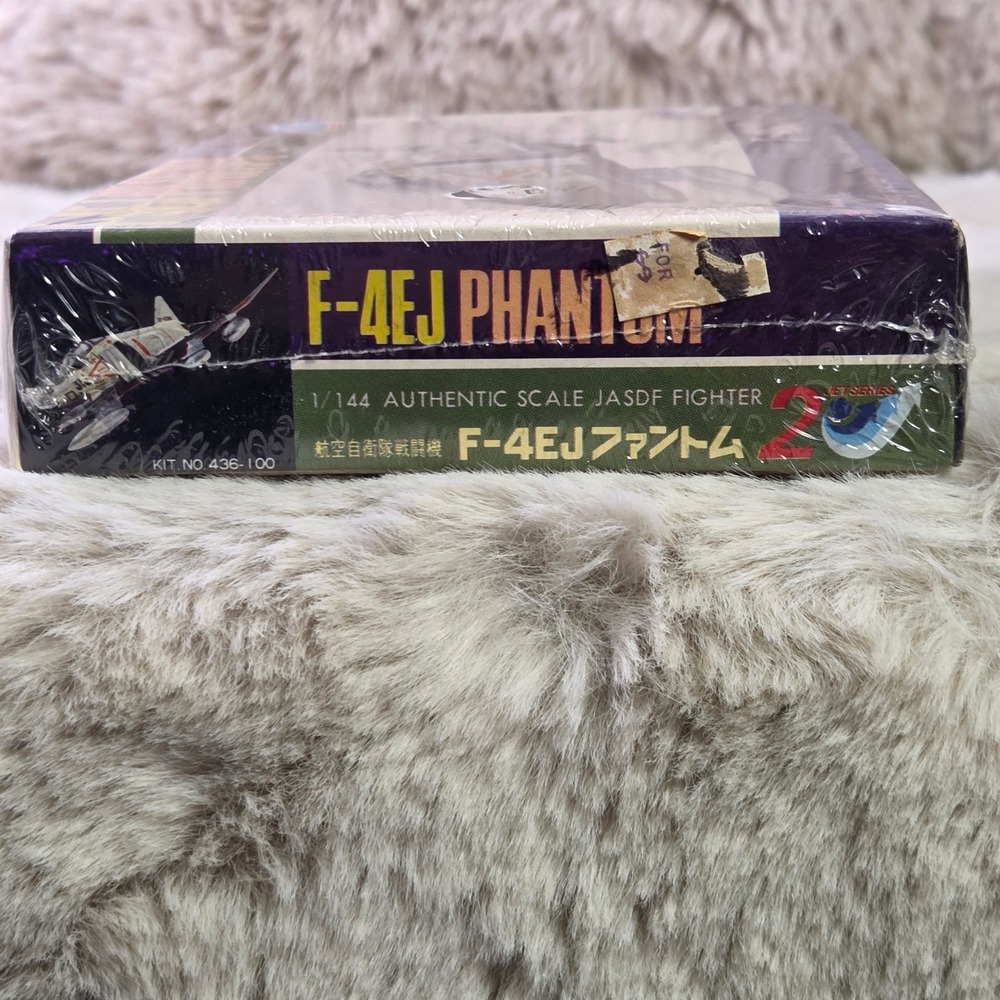Crown F-4EJ Phantom 1/144 Scale Model Kit JASDF Fighter Jet Series No. 2 436-100 - Picture 6 of 9